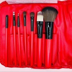 Makeup brushes 7 set!  Red Passion